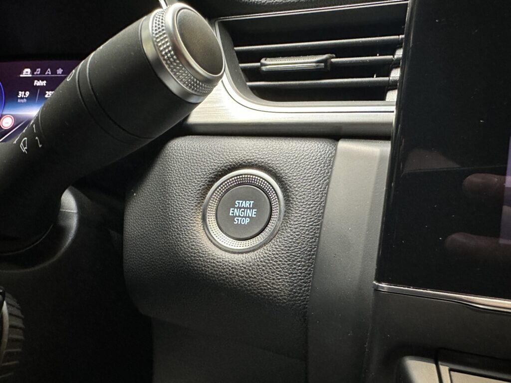 Renault Captur Exposé-Bild 37