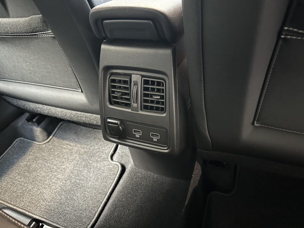 Renault Captur Exposé-Bild 41