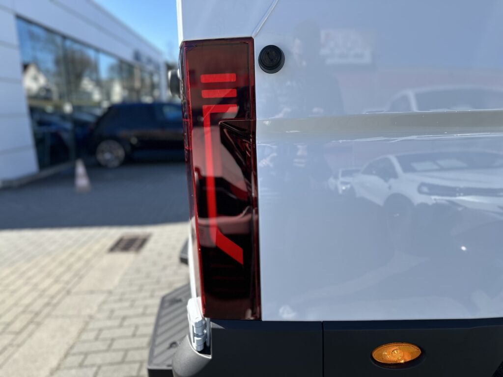 Renault Master Exposé-Bild 16