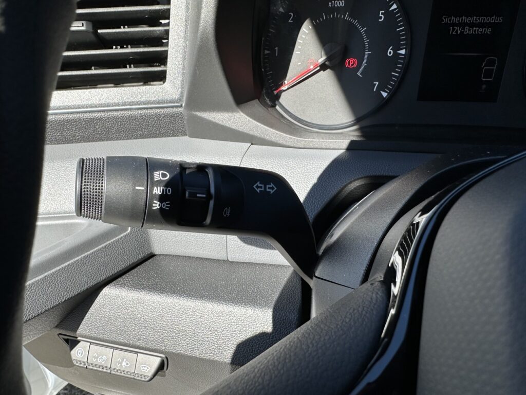 Renault Master Exposé-Bild 39