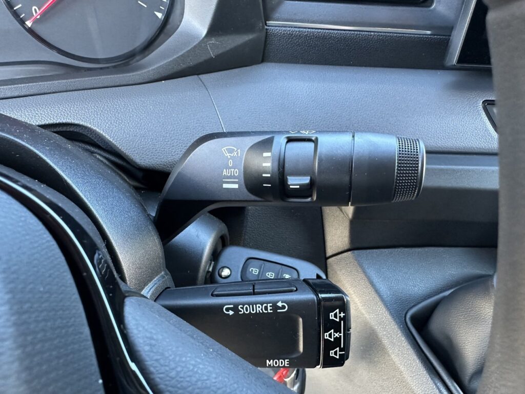 Renault Master Exposé-Bild 40