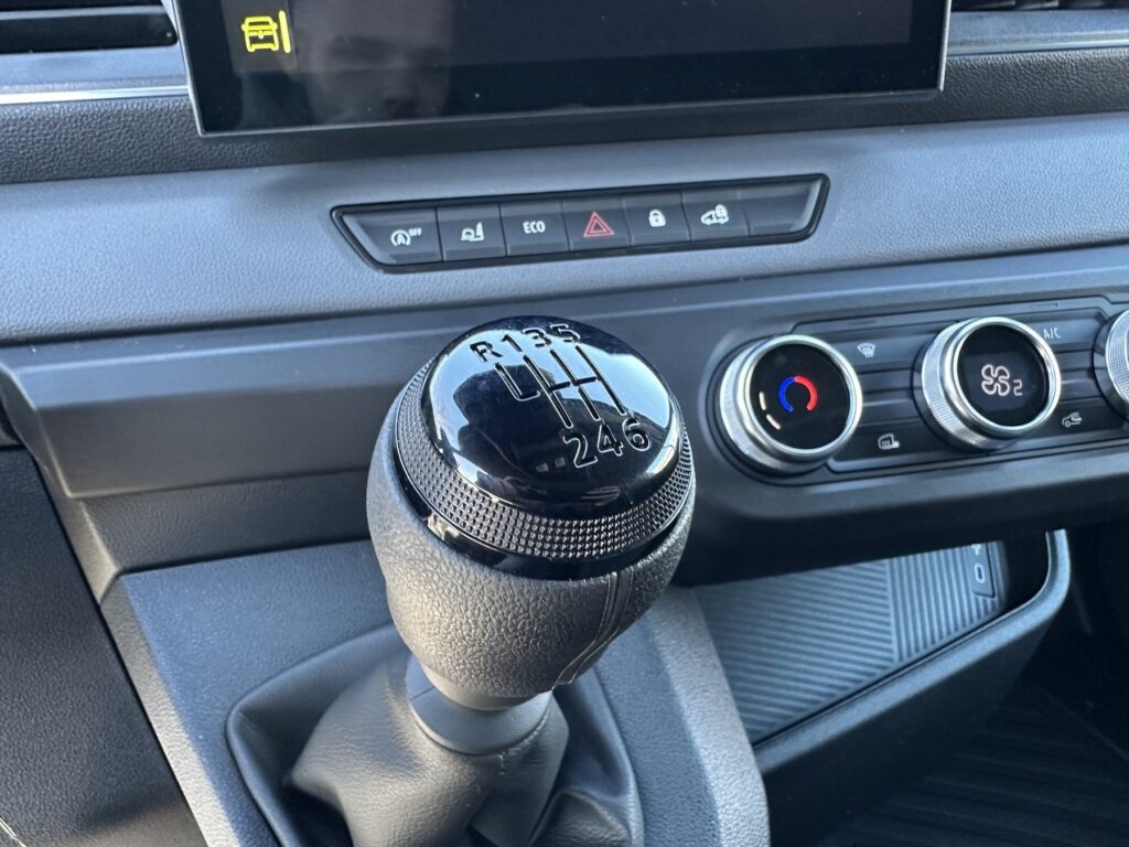 Renault Master Exposé-Bild 46