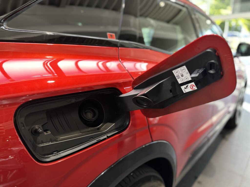 Renault Austral Exposé-Bild 19