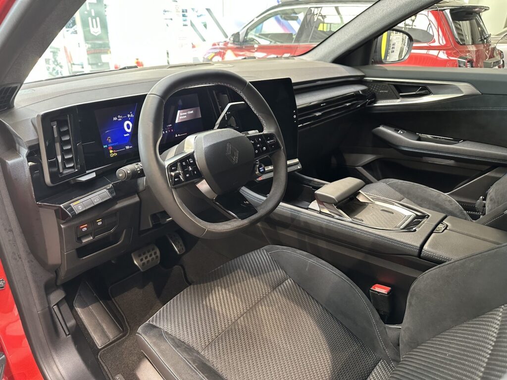 Renault Austral Exposé-Bild 35