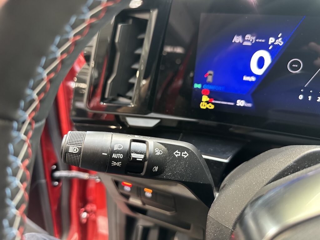 Renault Austral Exposé-Bild 40