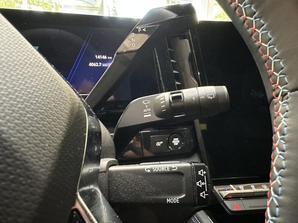 Renault Austral Exposé-Bild 41