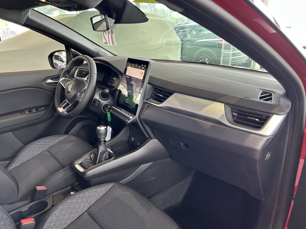 Renault Captur Exposé-Bild 6