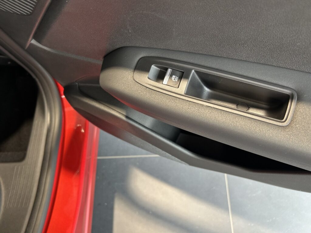 Renault Captur Exposé-Bild 9