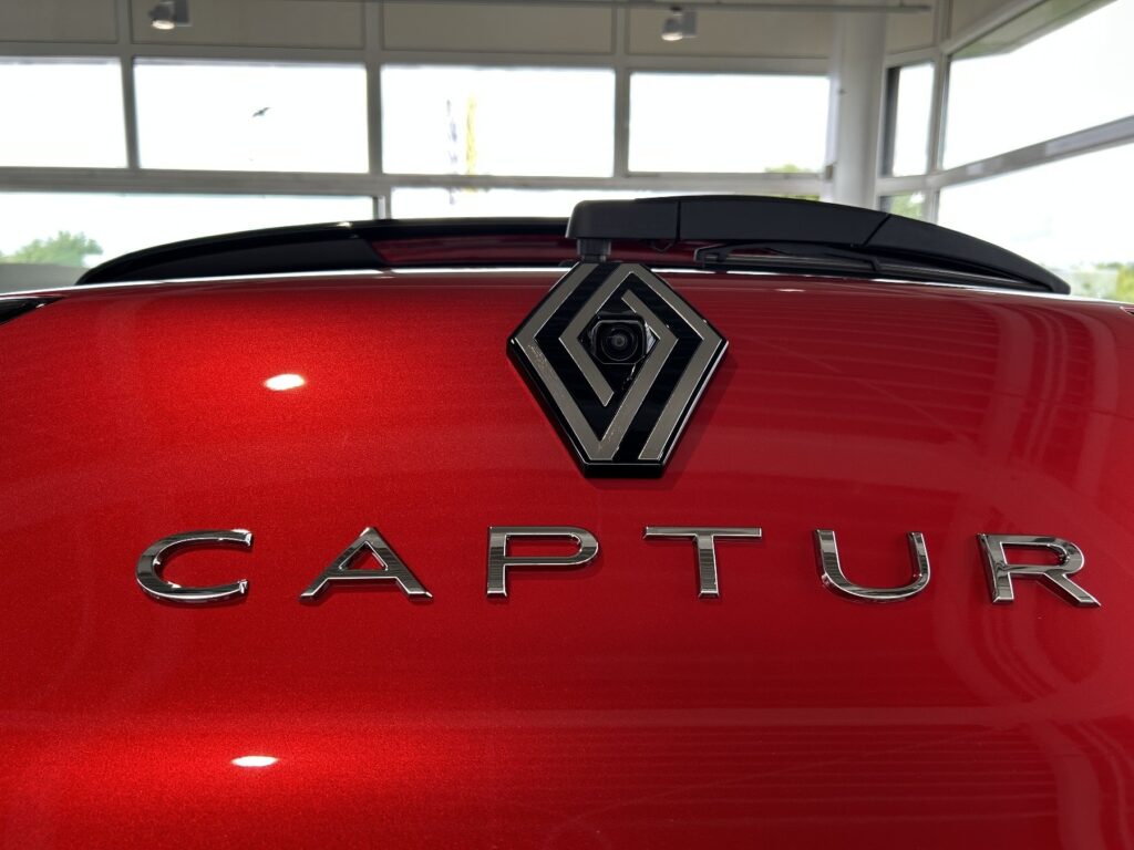 Renault Captur Exposé-Bild 14