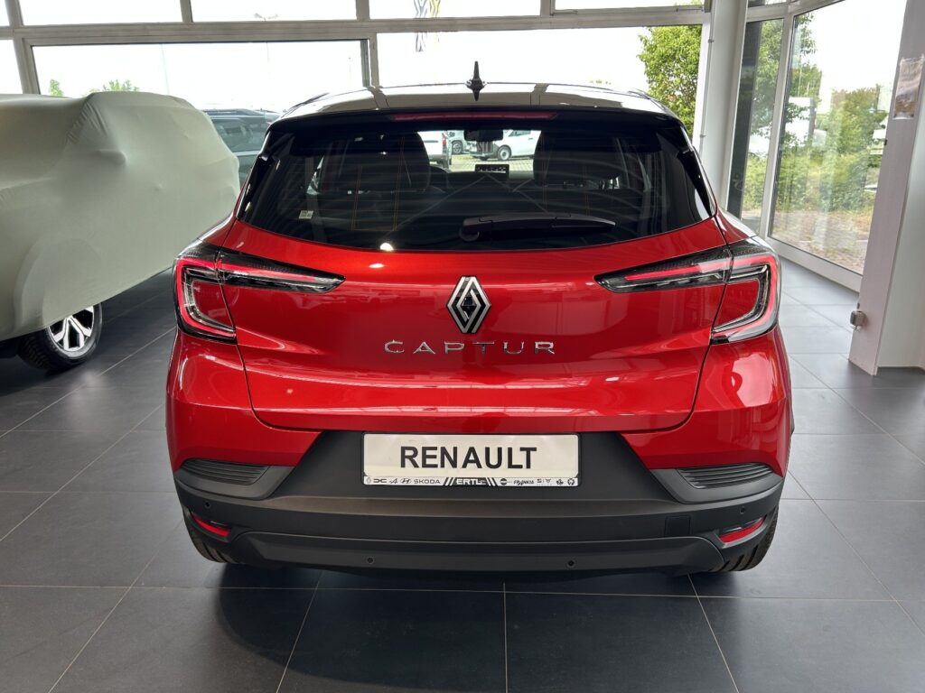 Renault Captur Exposé-Bild 15