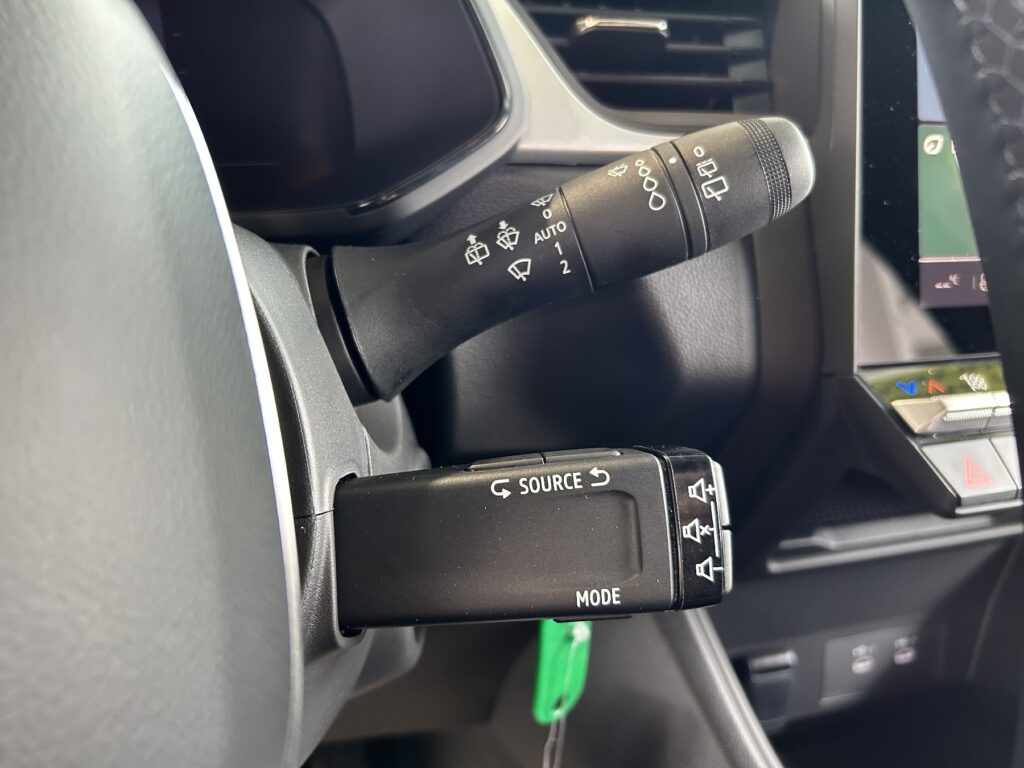 Renault Captur Exposé-Bild 27