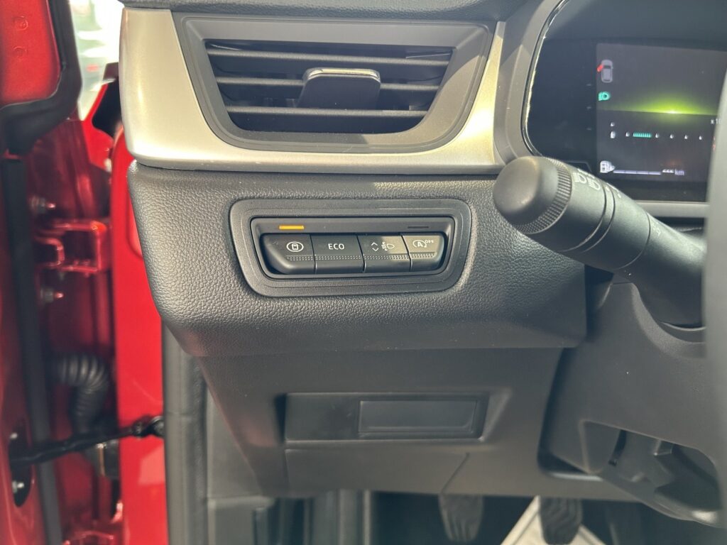 Renault Captur Exposé-Bild 29