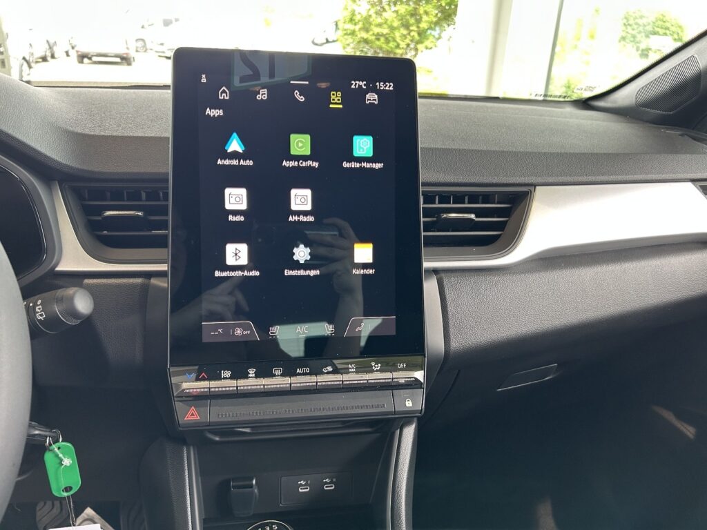 Renault Captur Exposé-Bild 30