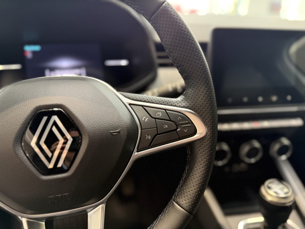 Renault Clio Exposé-Bild 22