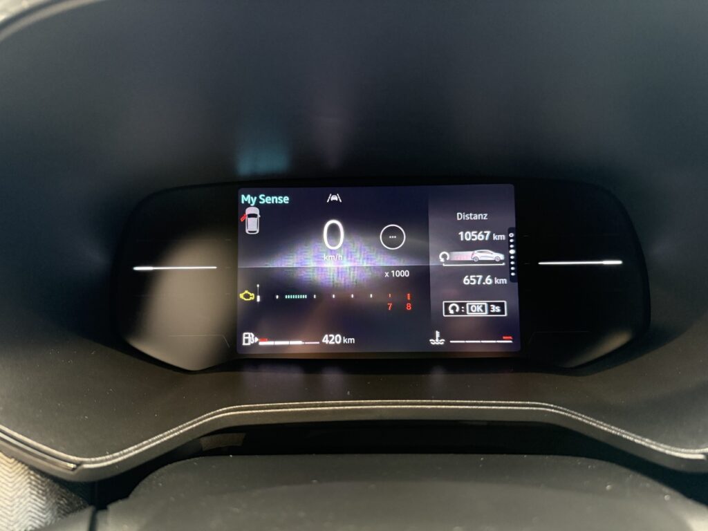 Renault Clio Exposé-Bild 26