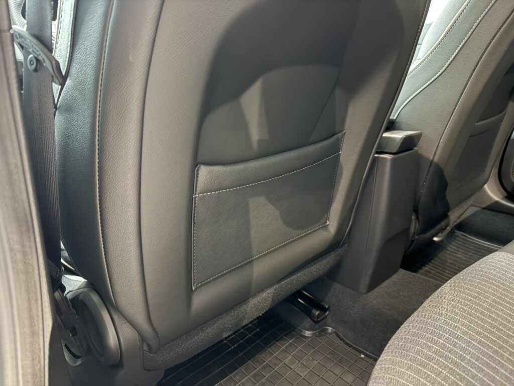 Renault Clio Exposé-Bild 44