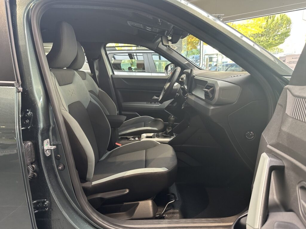 Dacia Duster Exposé-Bild 8