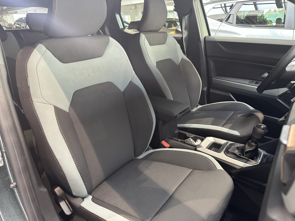 Dacia Duster Exposé-Bild 11