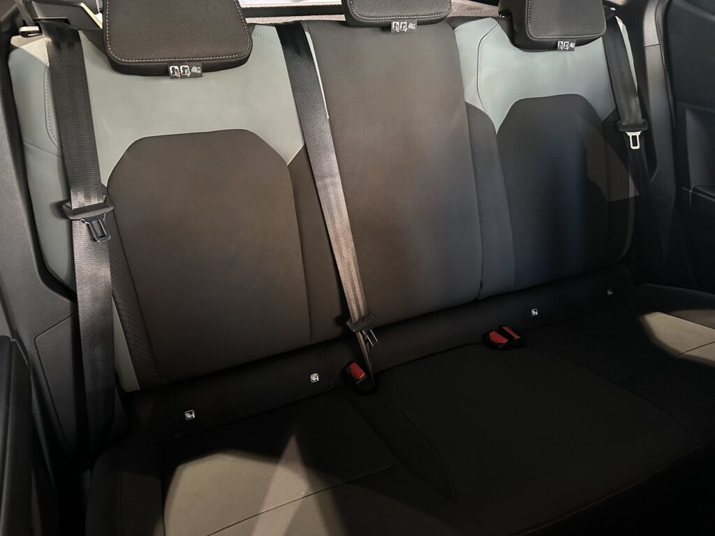 Dacia Duster Exposé-Bild 13