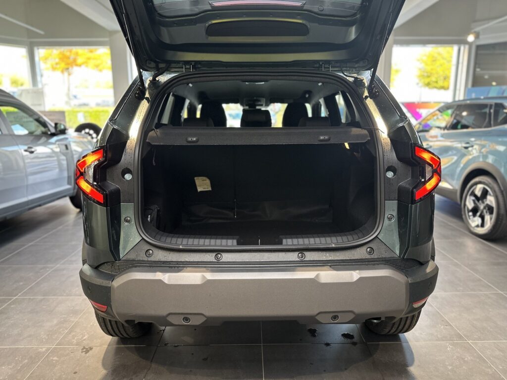 Dacia Duster Exposé-Bild 22