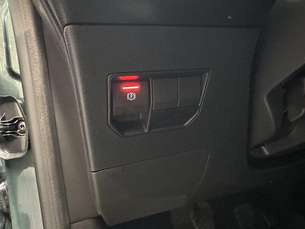 Dacia Duster Exposé-Bild 31