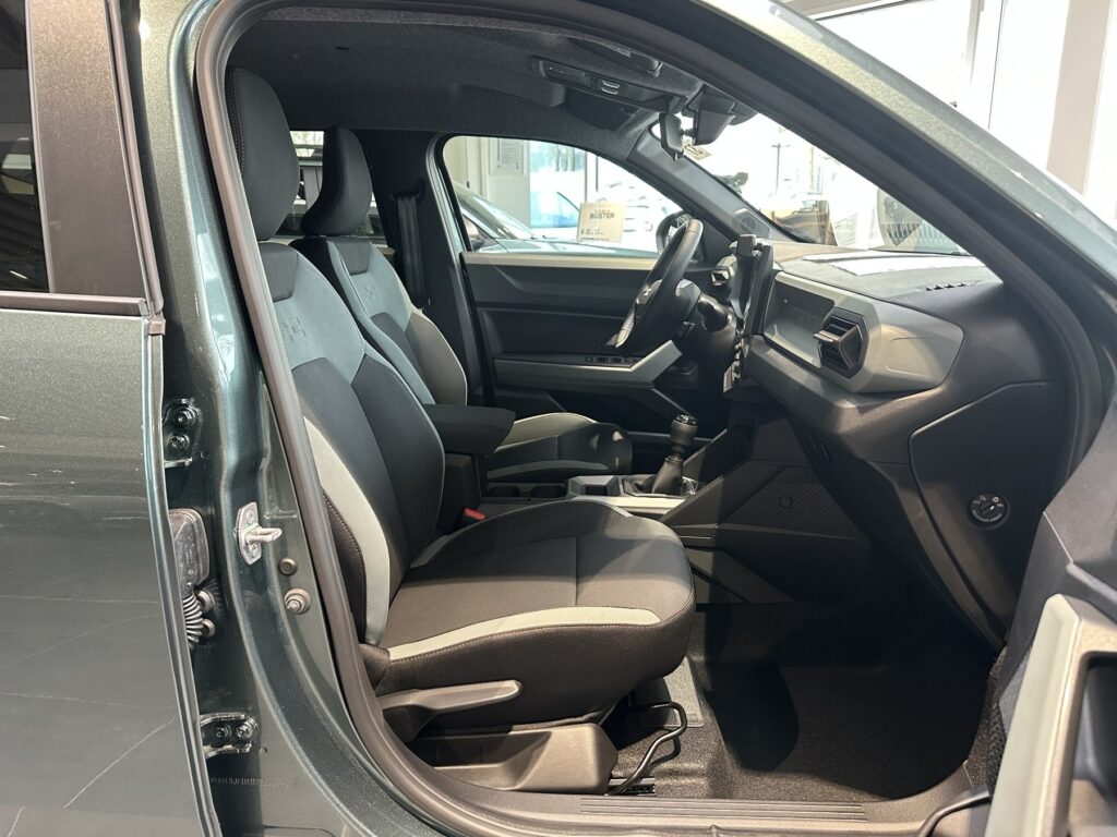 Dacia Duster Exposé-Bild 7