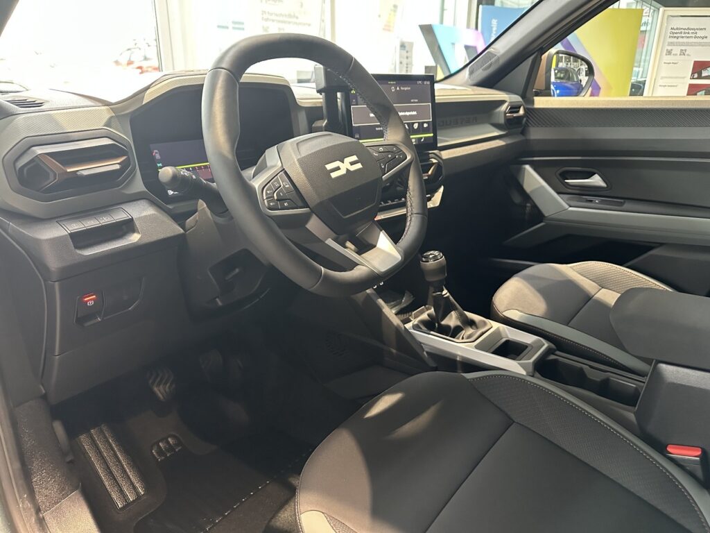 Dacia Duster Exposé-Bild 29