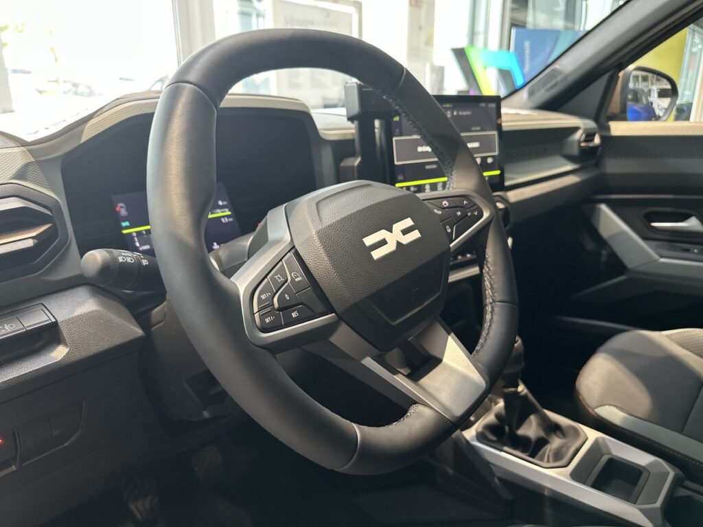 Dacia Duster Exposé-Bild 30
