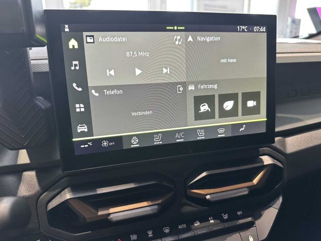 Dacia Duster Exposé-Bild 37