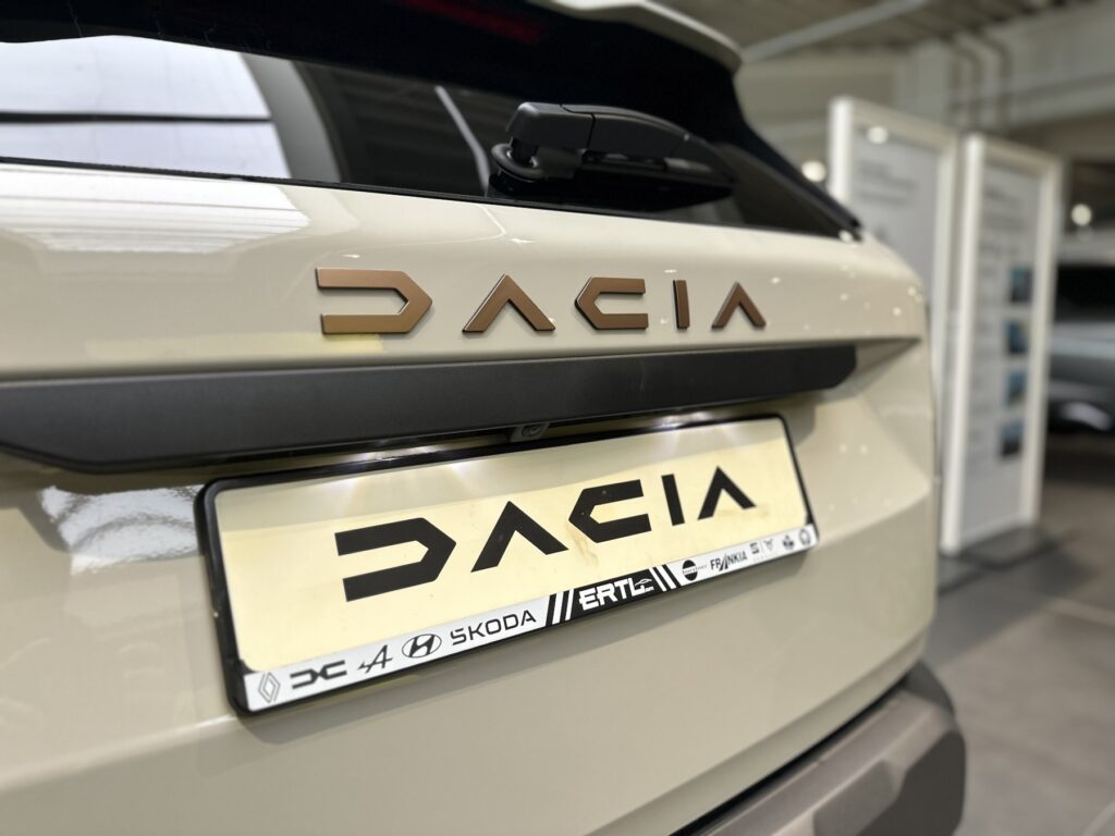 Dacia Duster Exposé-Bild 13