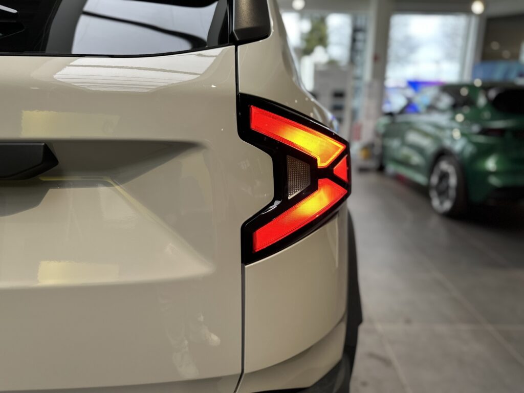 Dacia Duster Exposé-Bild 15