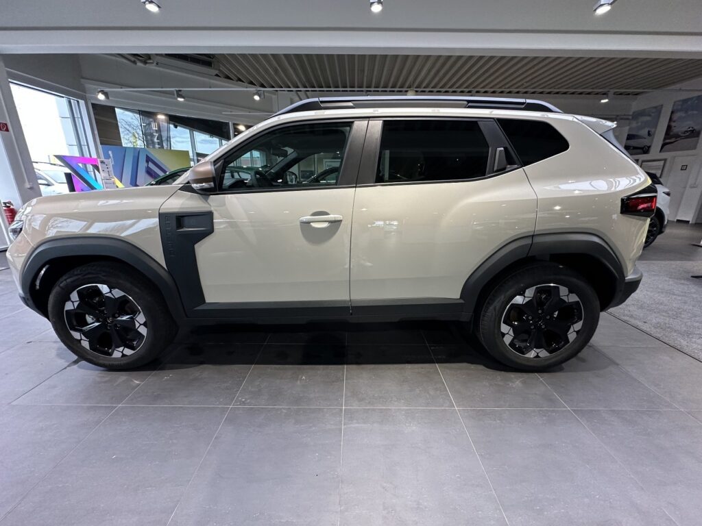 Dacia Duster Exposé-Bild 17