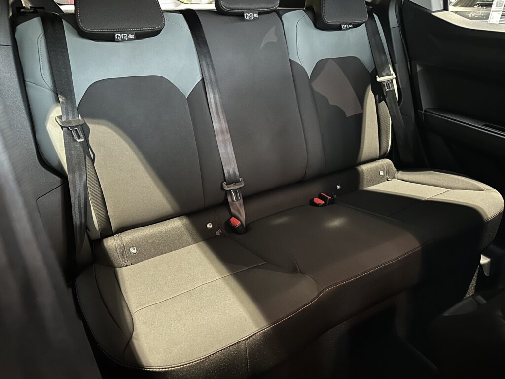 Dacia Duster Exposé-Bild 24