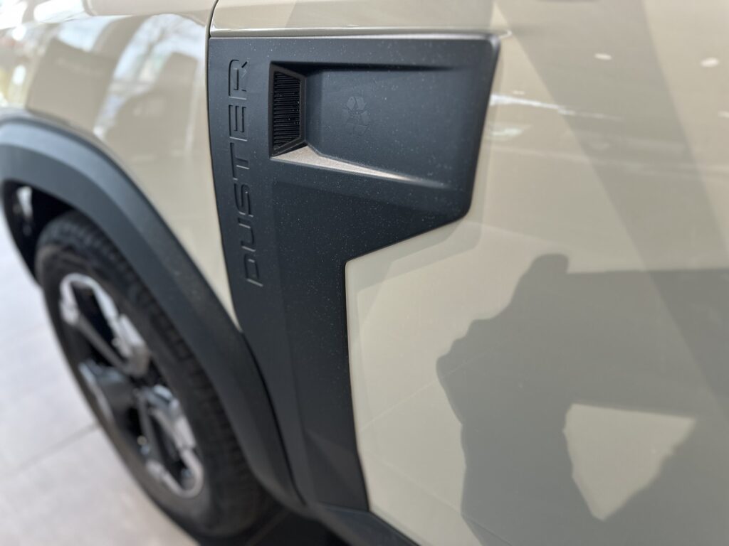 Dacia Duster Exposé-Bild 27