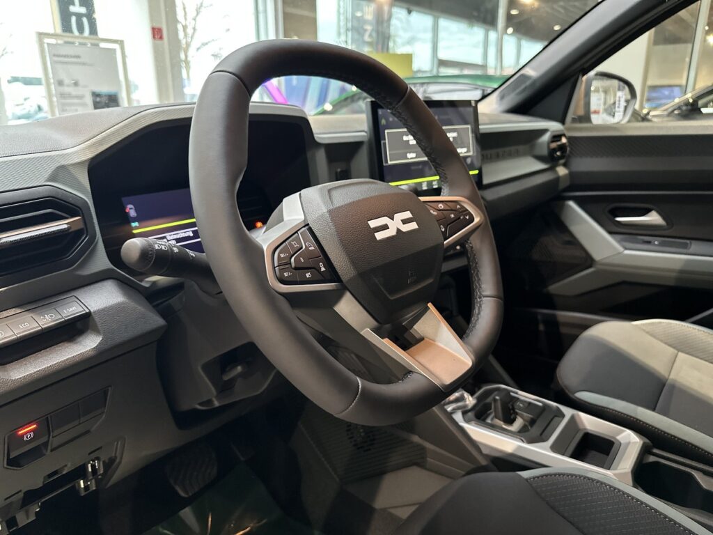 Dacia Duster Exposé-Bild 29