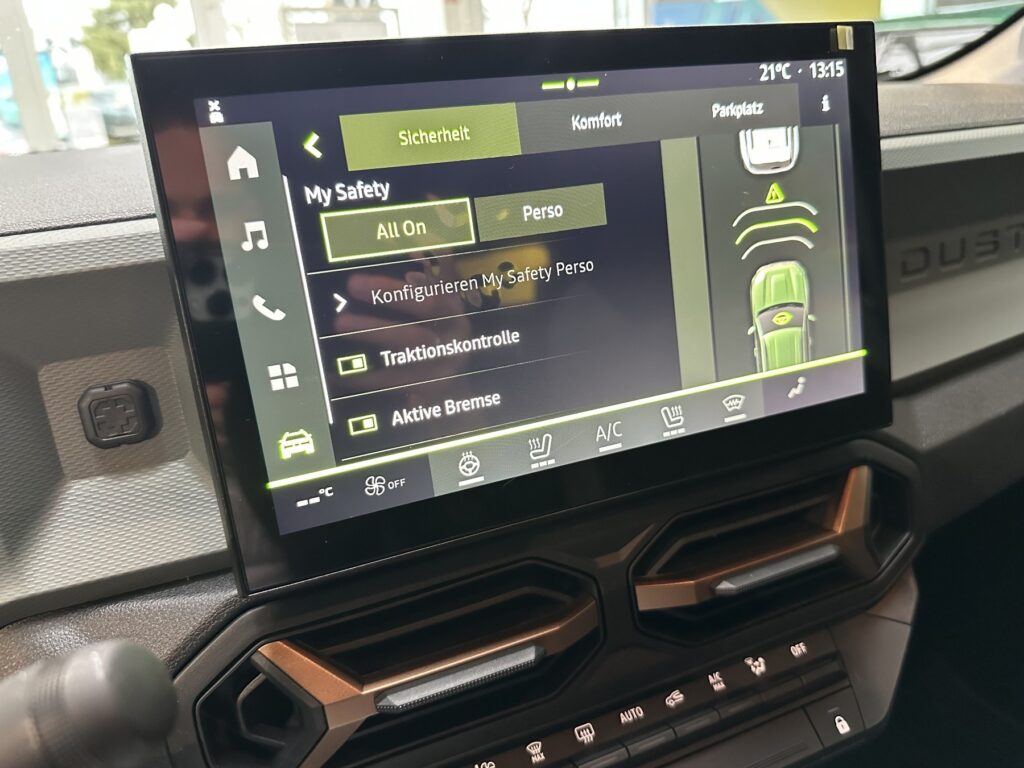 Dacia Duster Exposé-Bild 40