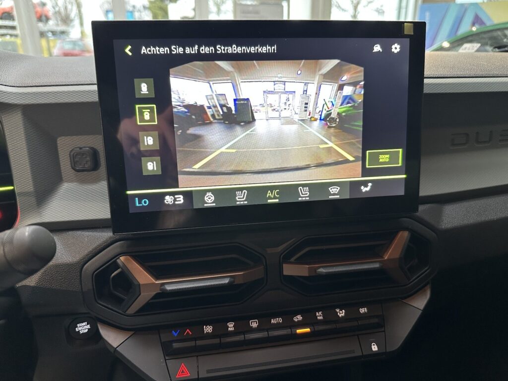 Dacia Duster Exposé-Bild 41