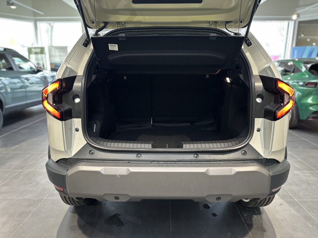 Dacia Duster Exposé-Bild 49