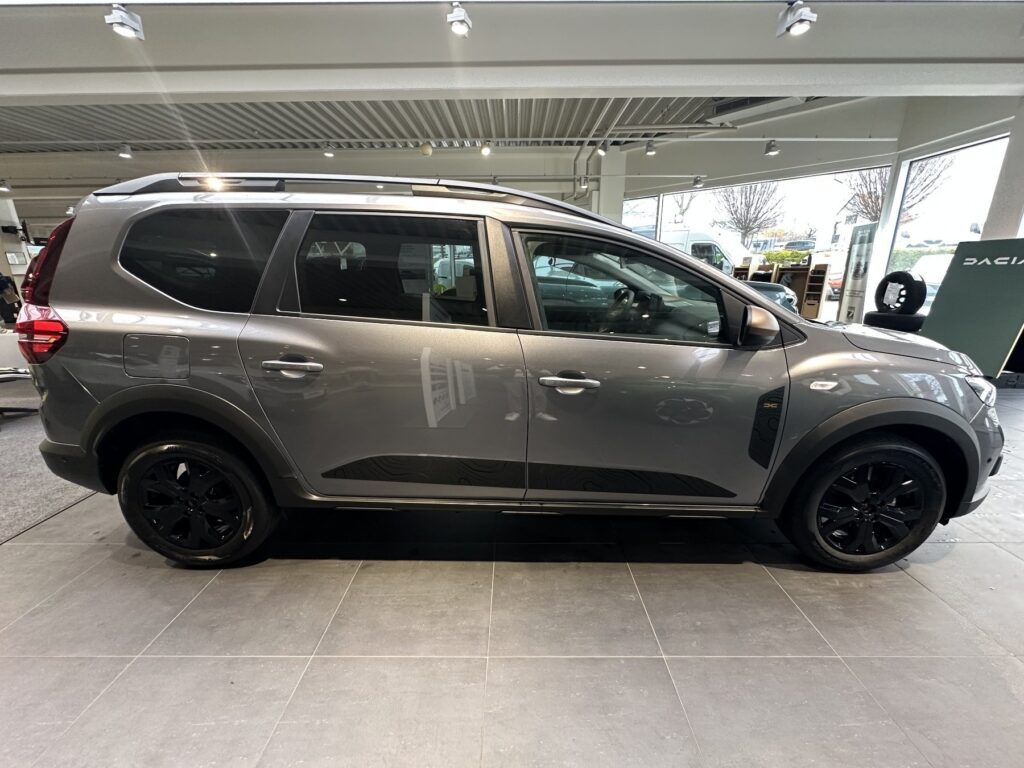 Dacia Jogger Exposé-Bild 8