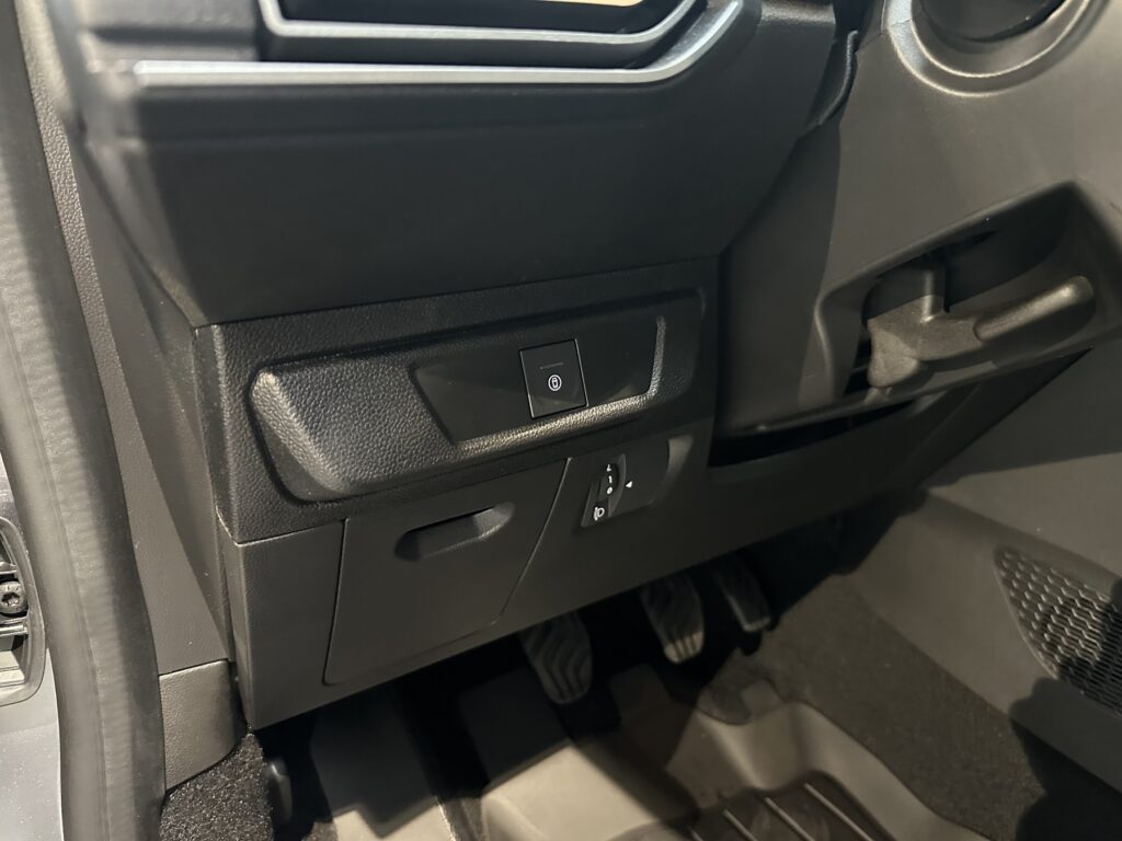 Dacia Jogger Exposé-Bild 21