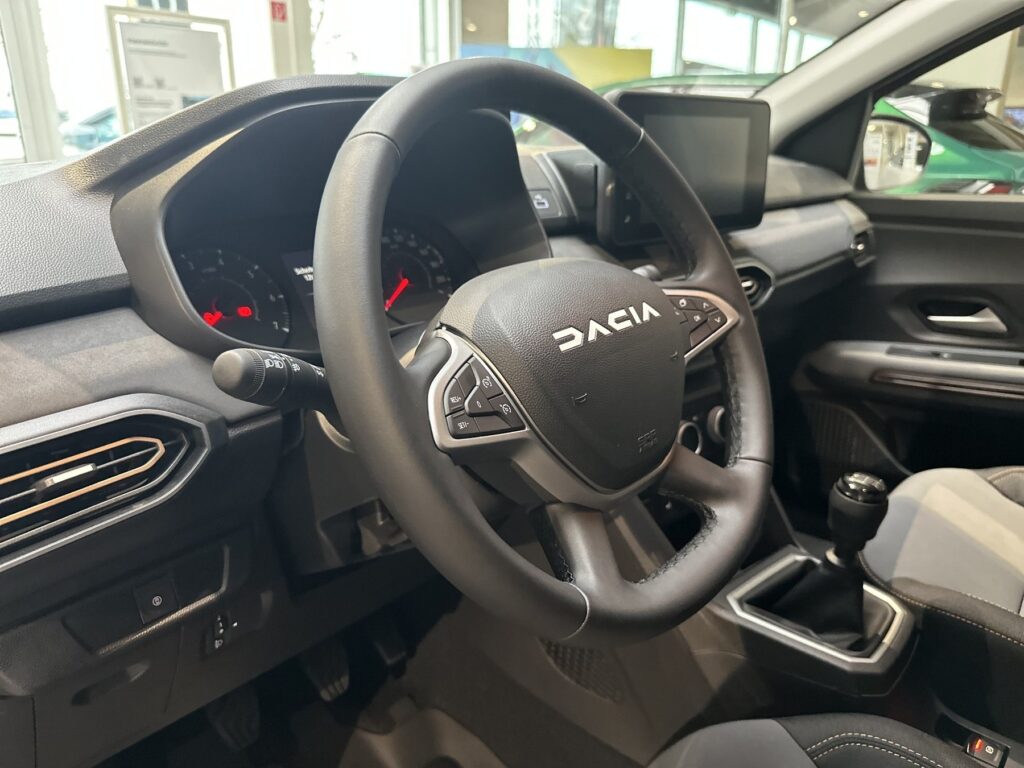 Dacia Jogger Exposé-Bild 23
