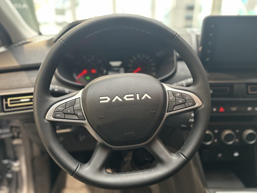 Dacia Jogger Exposé-Bild 24