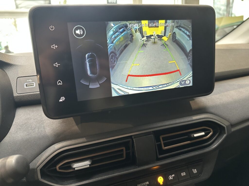 Dacia Jogger Exposé-Bild 32