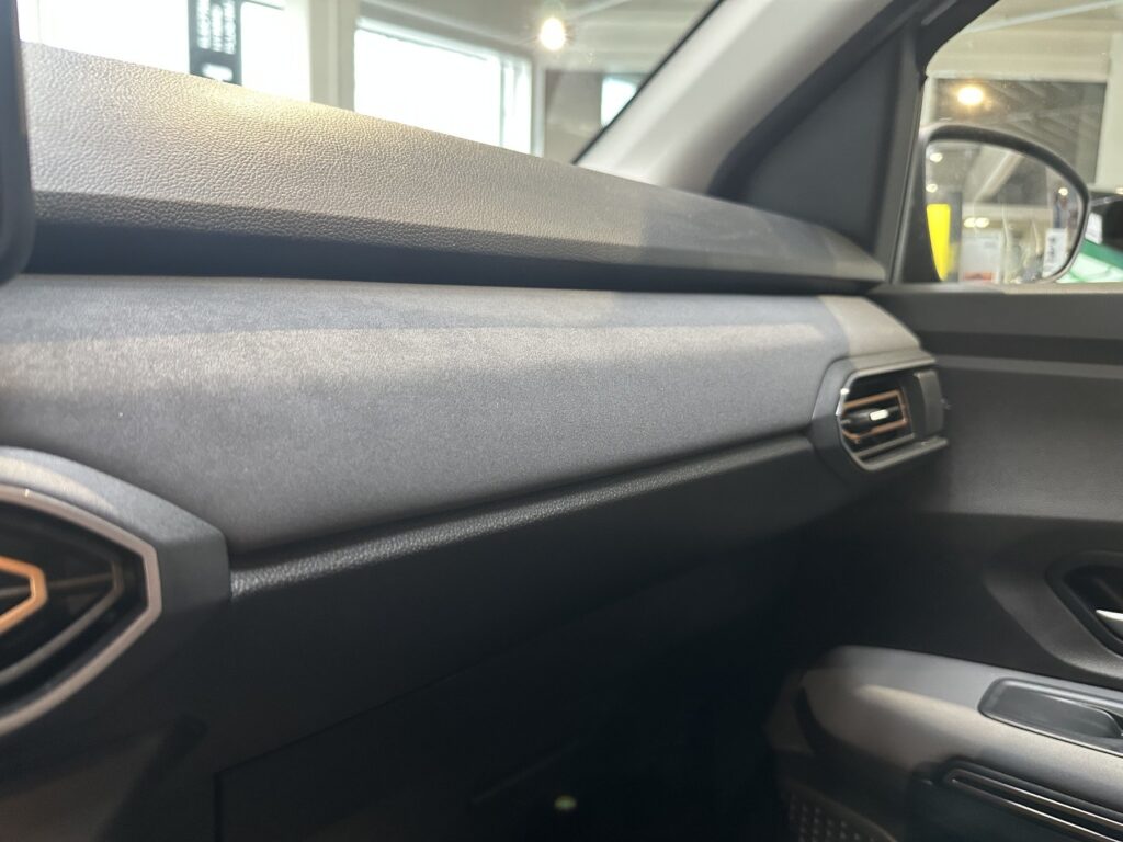 Dacia Jogger Exposé-Bild 41