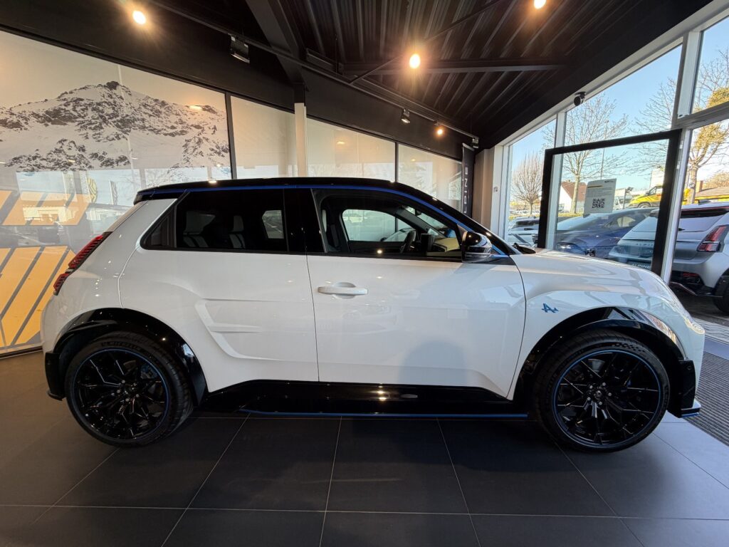 Alpine A290 Exposé-Bild 4