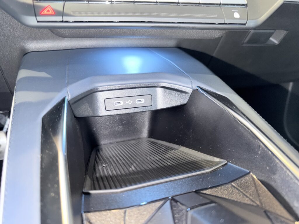 Alpine A290 Exposé-Bild 40