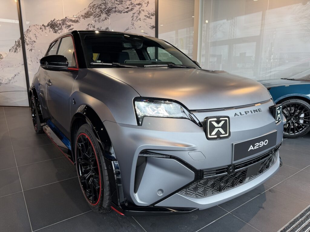 Alpine A290 Exposé-Bild 2