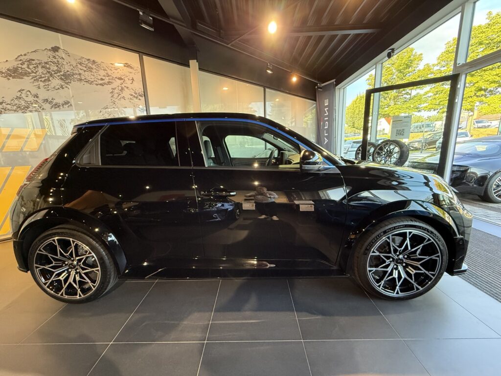 Alpine A290 Exposé-Bild 4